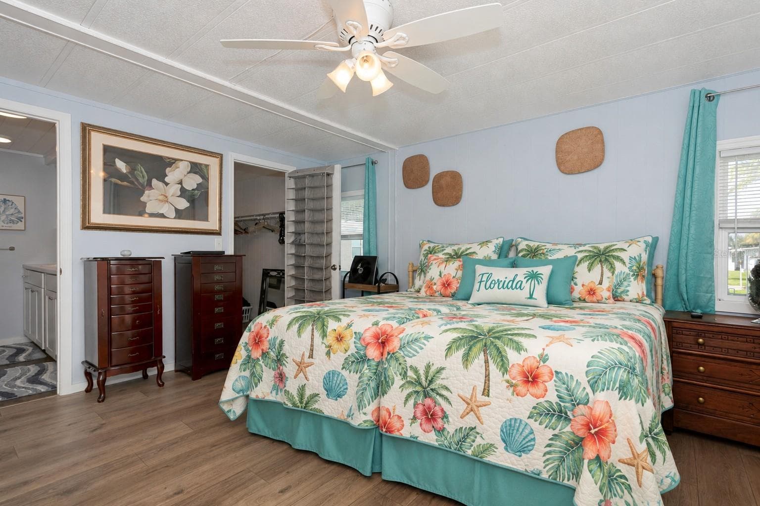 Manufactured Home at 3329 OVERCUP OAK TER, SARASOTA, photo 6 of 45