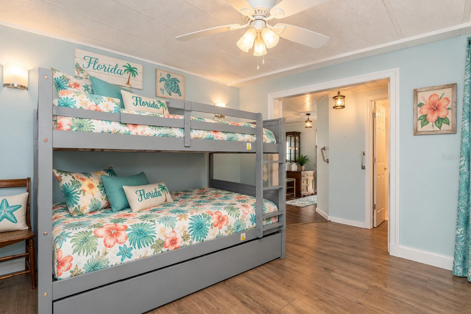Manufactured Home at 3329 OVERCUP OAK TER, SARASOTA, photo 7 of 45