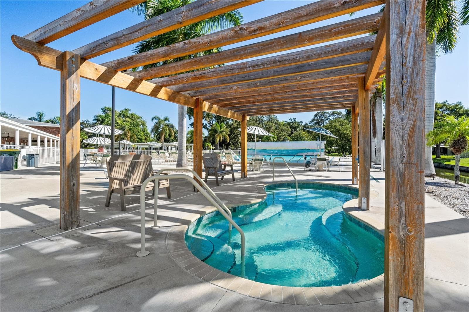 Manufactured Home at 3329 OVERCUP OAK TER, SARASOTA, photo 10 of 45