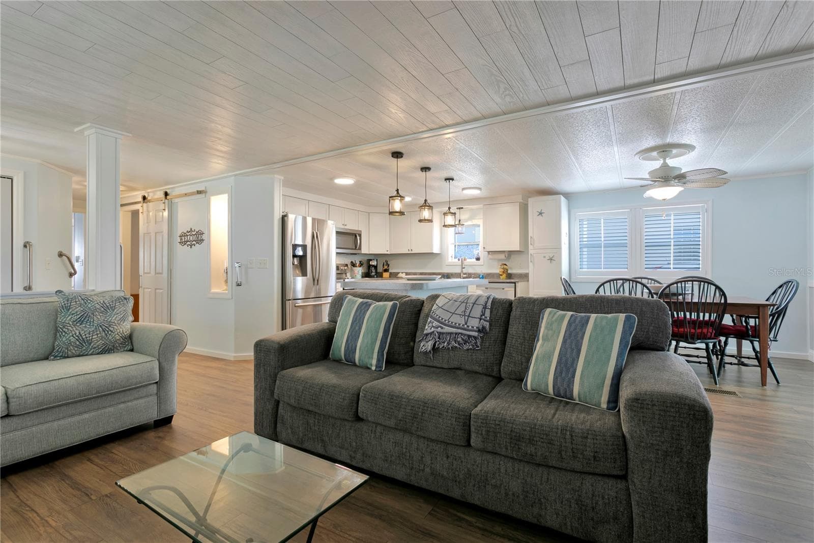 Manufactured Home at 3329 OVERCUP OAK TER, SARASOTA, photo 12 of 45