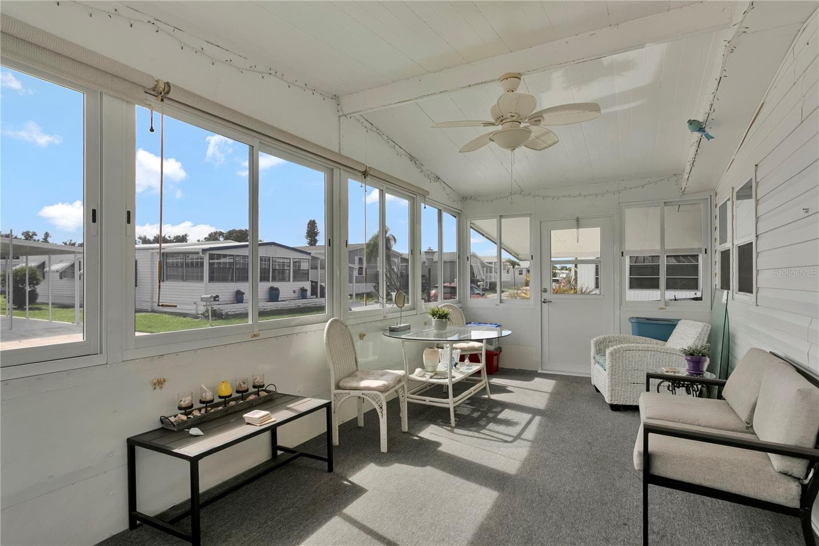 Manufactured Home at 3329 OVERCUP OAK TER, SARASOTA, photo 14 of 45
