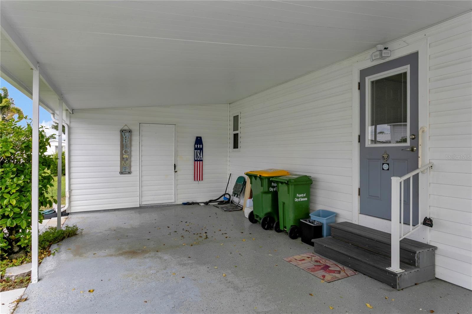 Manufactured Home at 3329 OVERCUP OAK TER, SARASOTA, photo 15 of 45