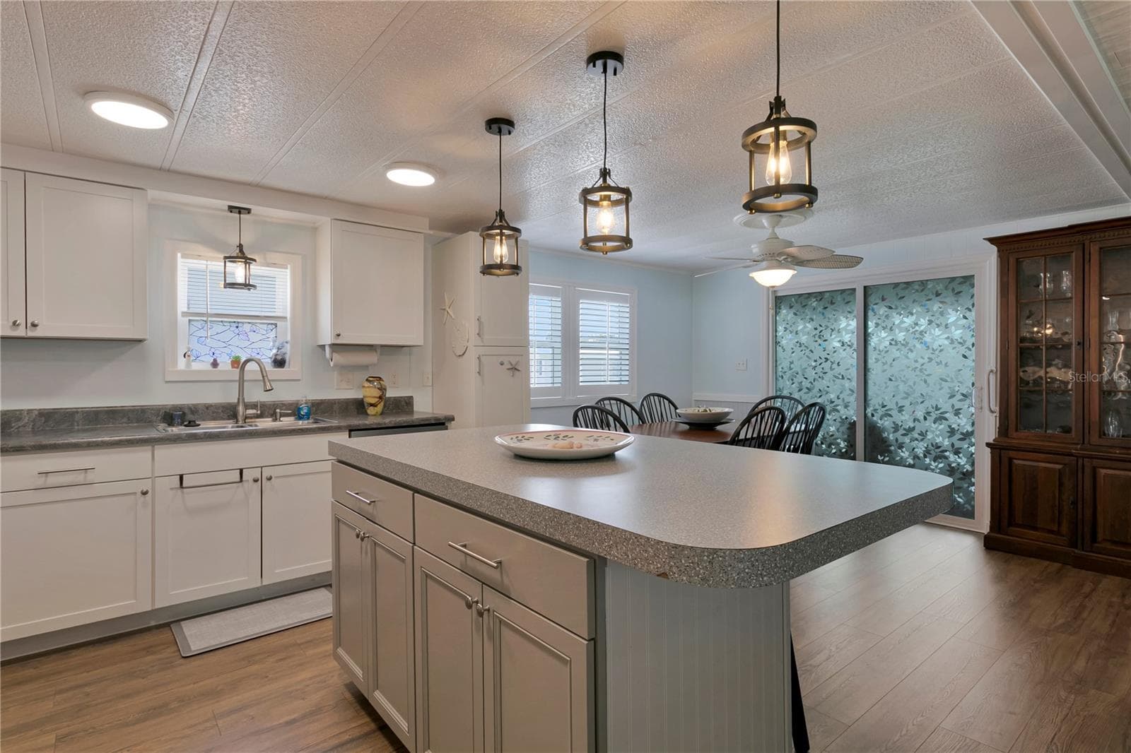 Manufactured Home at 3329 OVERCUP OAK TER, SARASOTA, photo 20 of 45