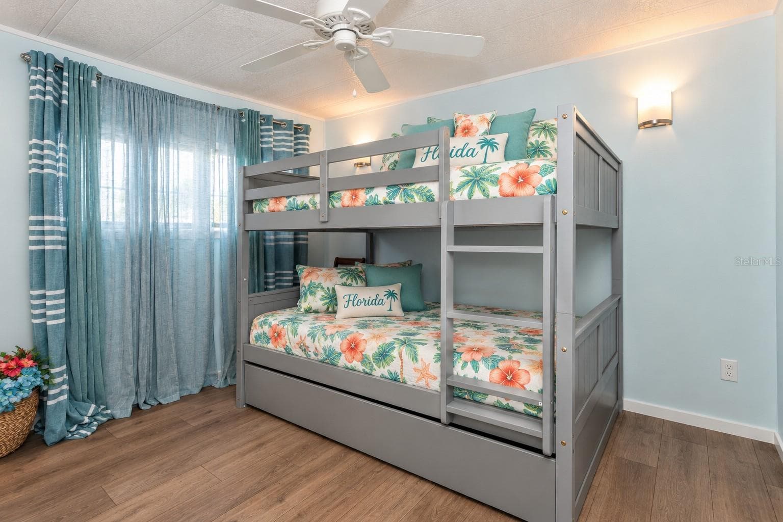Manufactured Home at 3329 OVERCUP OAK TER, SARASOTA, photo 23 of 45
