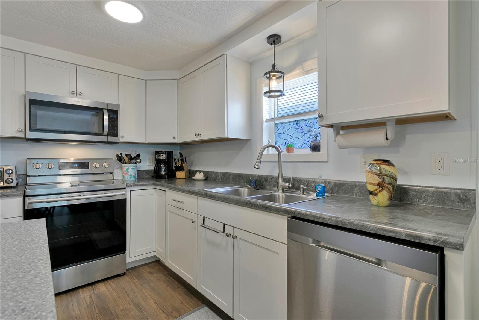 Manufactured Home at 3329 OVERCUP OAK TER, SARASOTA, photo 29 of 45
