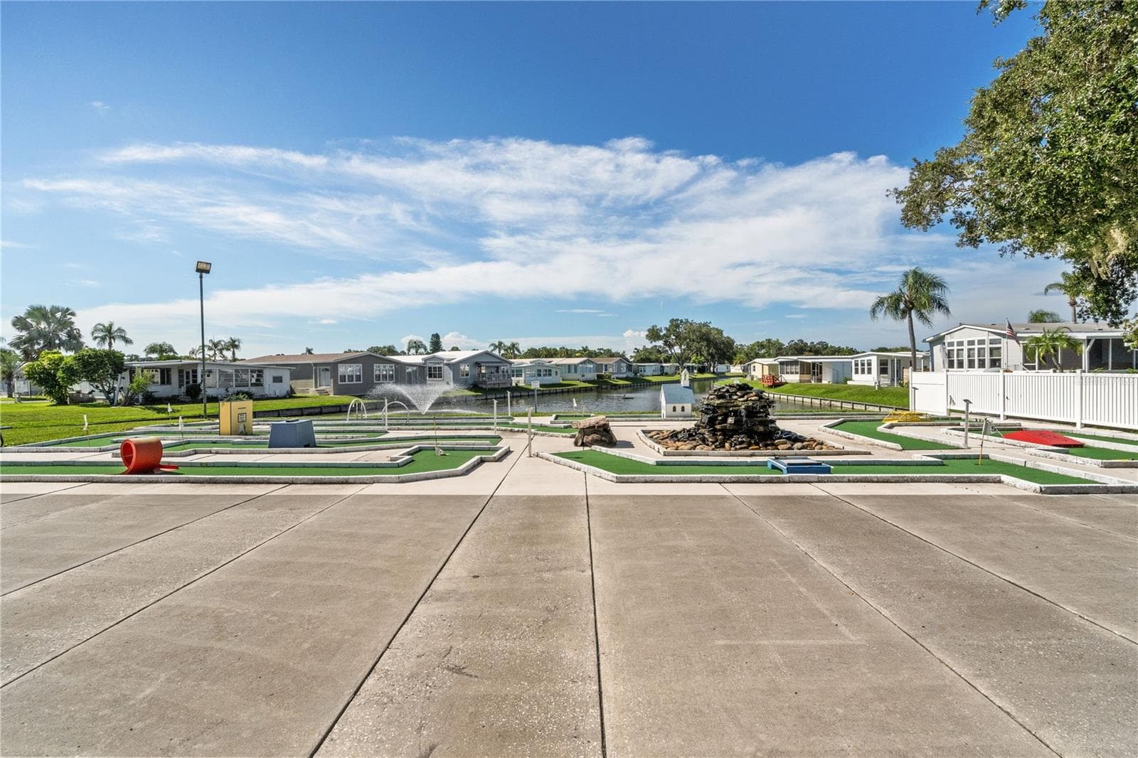 Manufactured Home at 3329 OVERCUP OAK TER, SARASOTA, photo 40 of 45