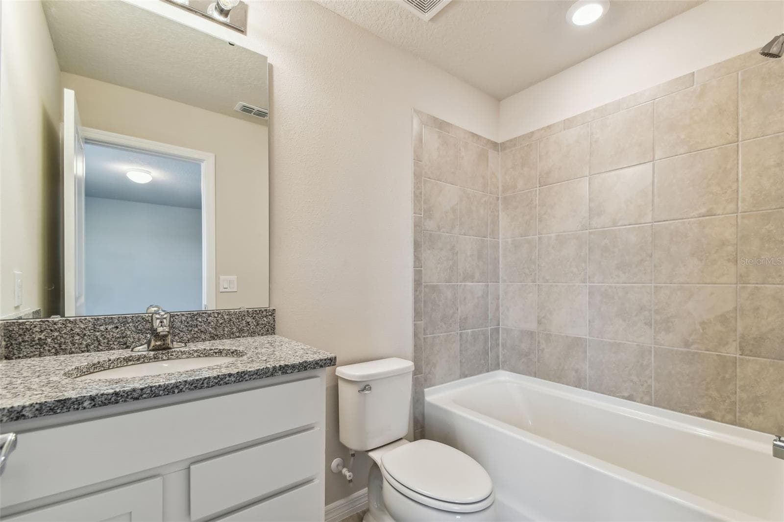 Model Representation - 11112 SYCAMORE GLEN LOOP, THONOTOSASSA