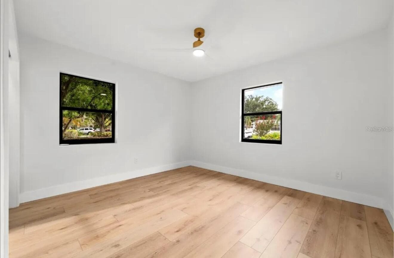 Single Family Residence at 605 N WOODLYNNE AVE, TAMPA, photo 22 of 29