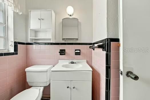 Bathroom - 4028 WARING DR, TAMPA