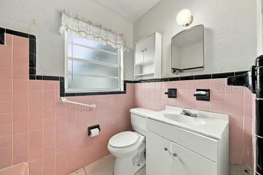 Bathroom - 4028 WARING DR, TAMPA