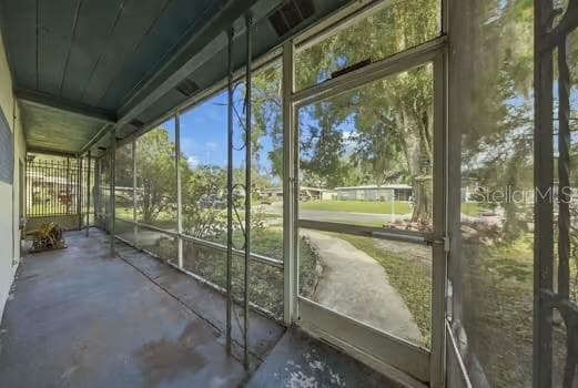 Front porch - 4028 WARING DR, TAMPA