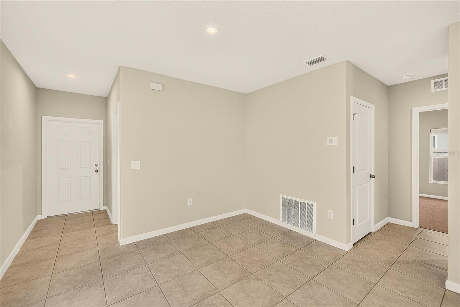 DINING - 35235 GENDRY ST, ZEPHYRHILLS