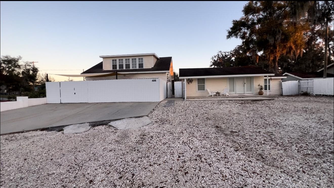 406 SEMINOLE LAKE BLVD