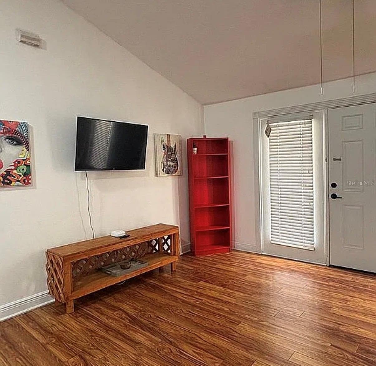 Main House - 406 SEMINOLE LAKE BLVD, PLANT CITY