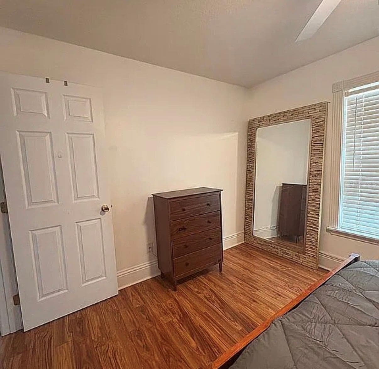 Main House - 406 SEMINOLE LAKE BLVD, PLANT CITY