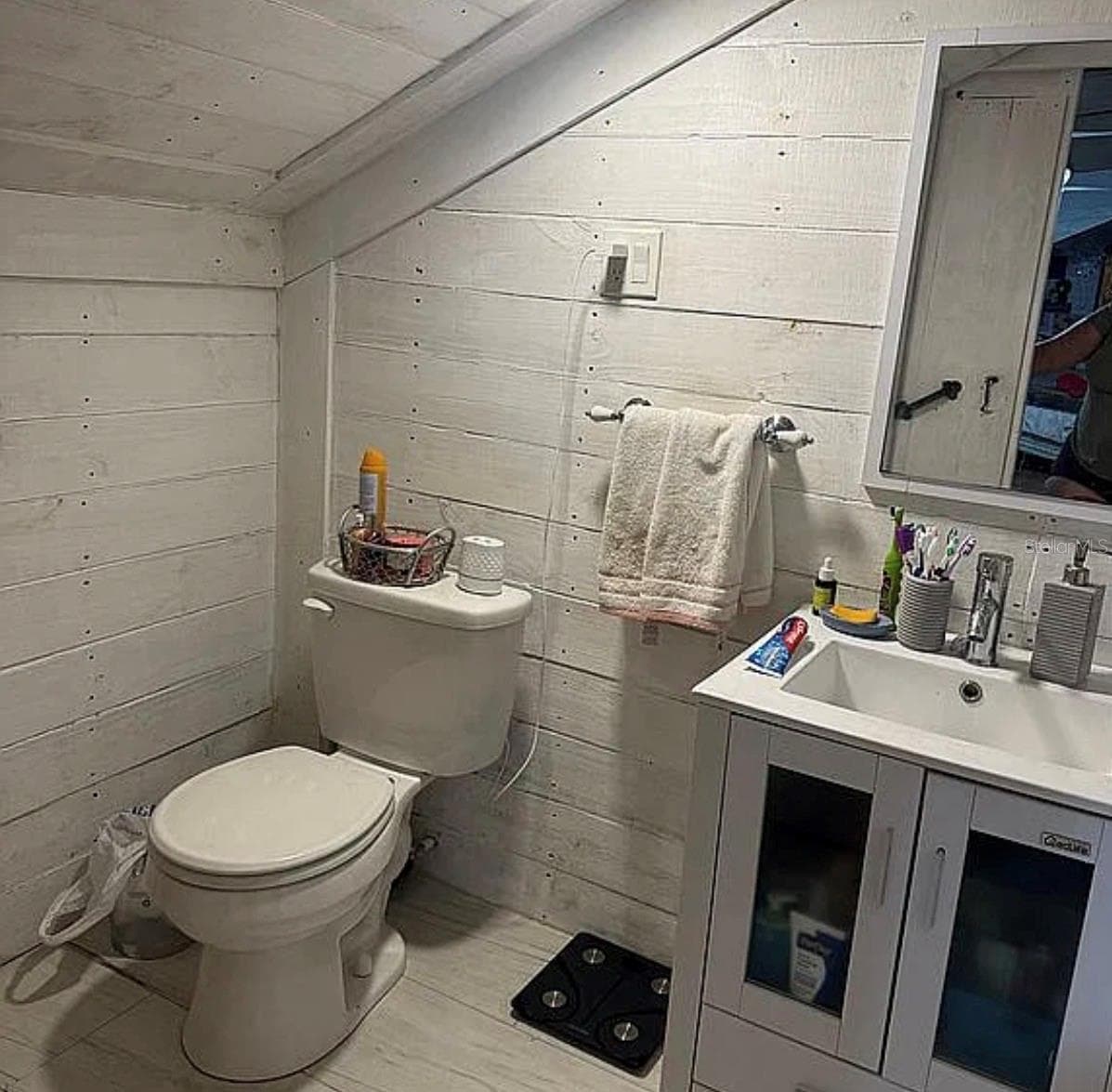 Studio/mother in law suite - 406 SEMINOLE LAKE BLVD, PLANT CITY