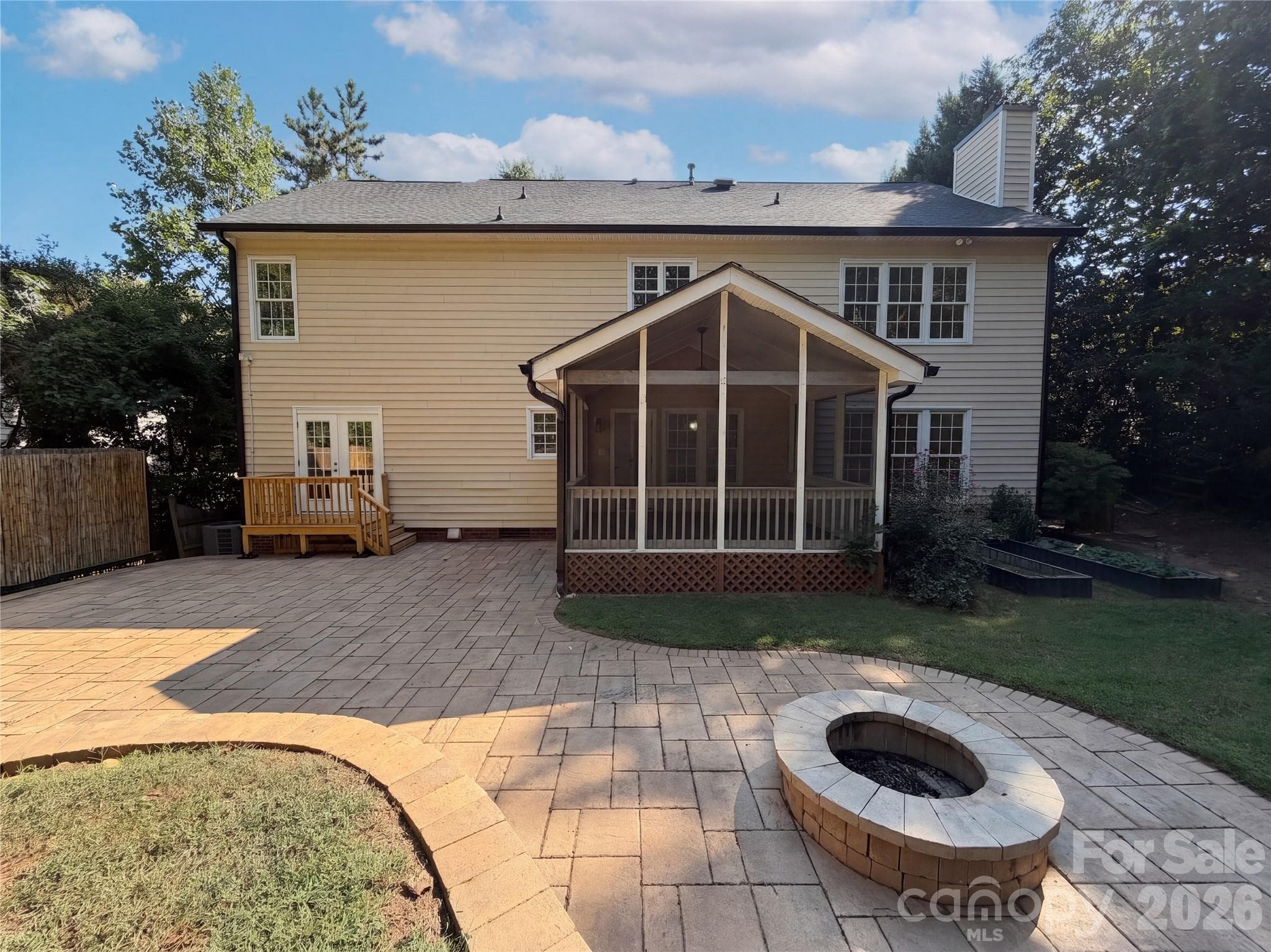 Single Family Residence at 12209 Willingdon Road, Huntersville, photo 12 of 77
