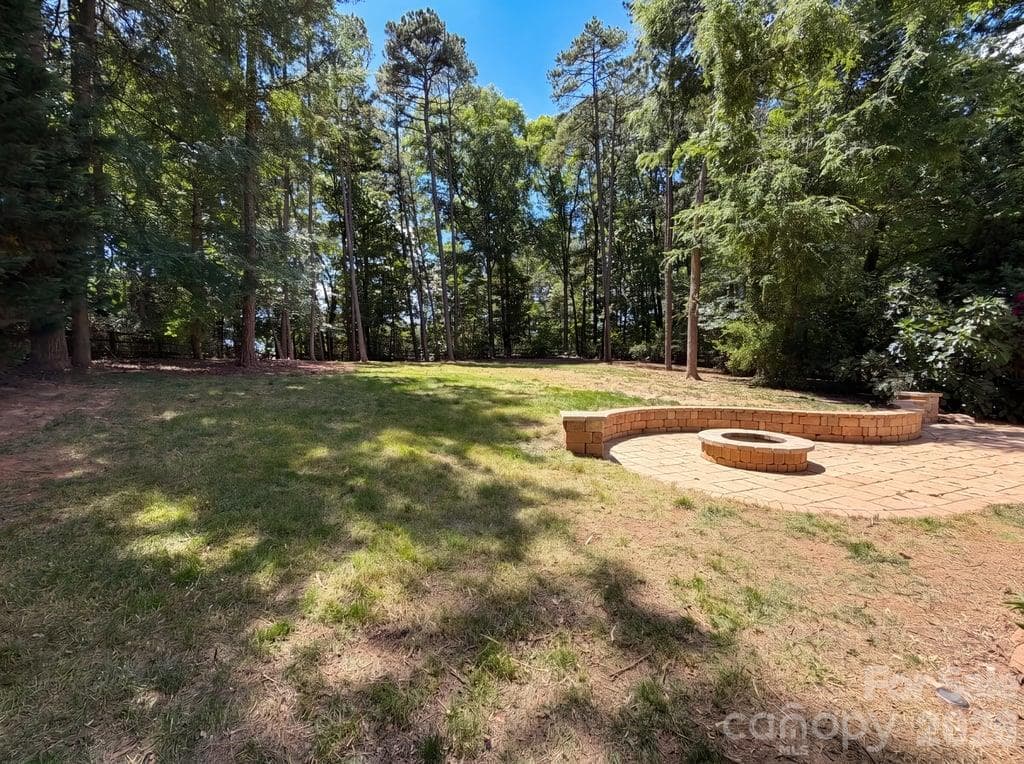 Single Family Residence at 12209 Willingdon Road, Huntersville, photo 14 of 77