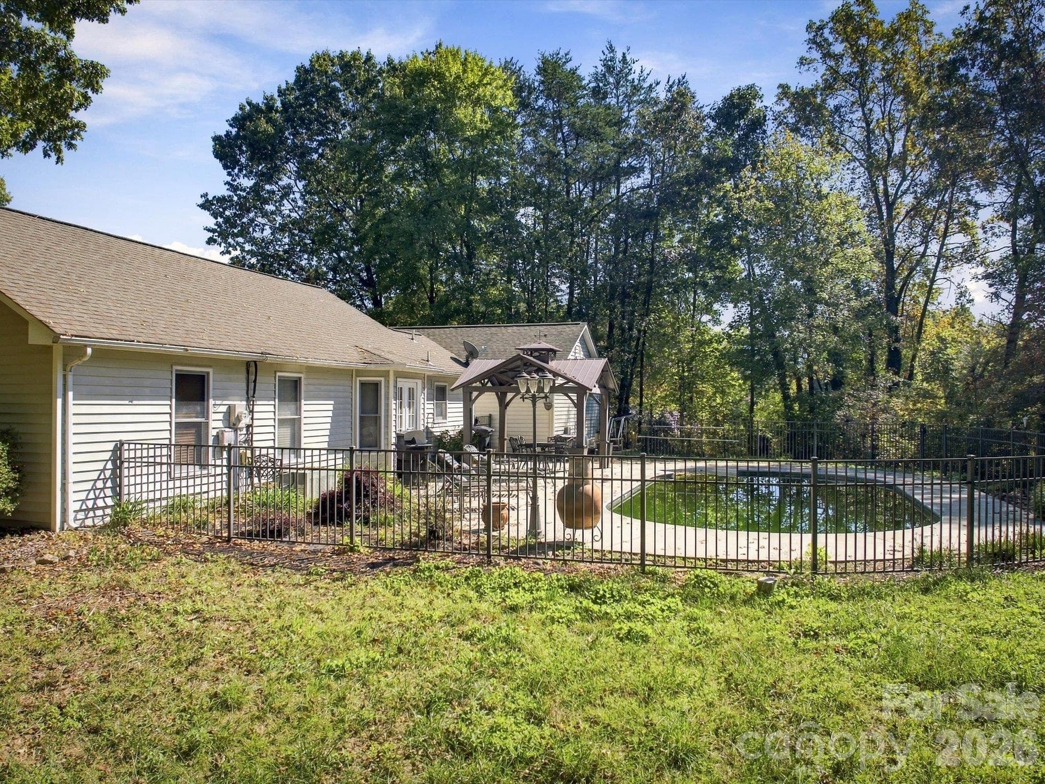 Single Family Residence at 4284 Oakland Drive, Morganton, photo 5 of 37