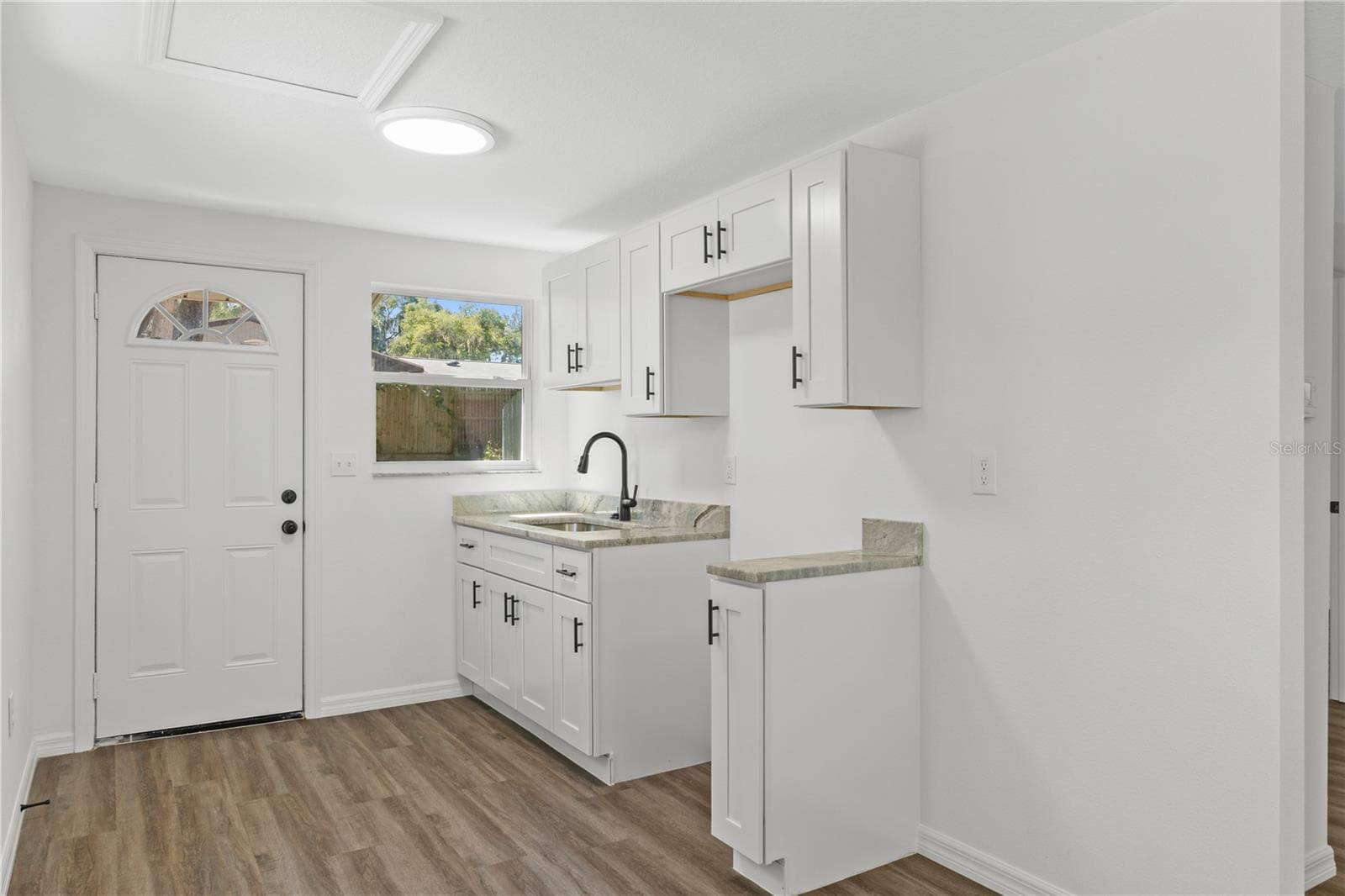 Mixed Use at 654 NE 2ND ST, CRYSTAL RIVER, photo 8 of 31