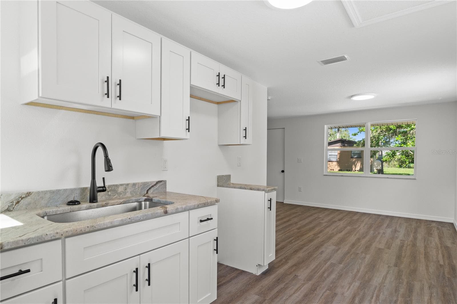 Mixed Use at 654 NE 2ND ST, CRYSTAL RIVER, photo 9 of 31