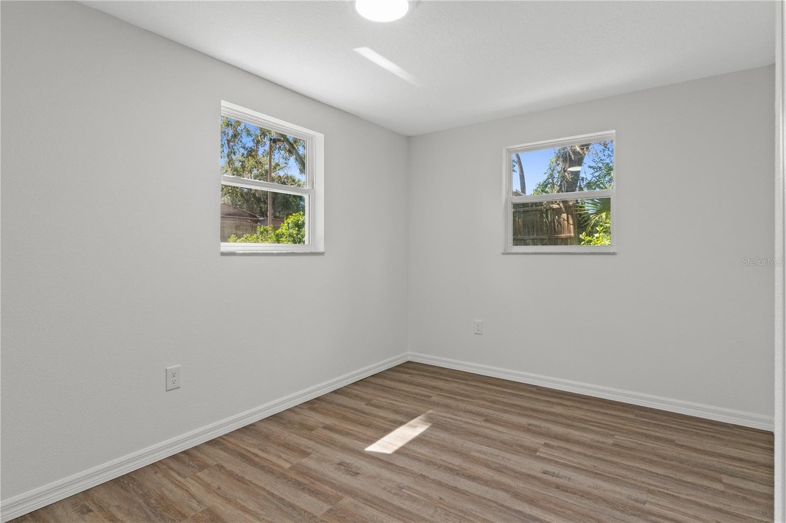 Mixed Use at 654 NE 2ND ST, CRYSTAL RIVER, photo 12 of 31