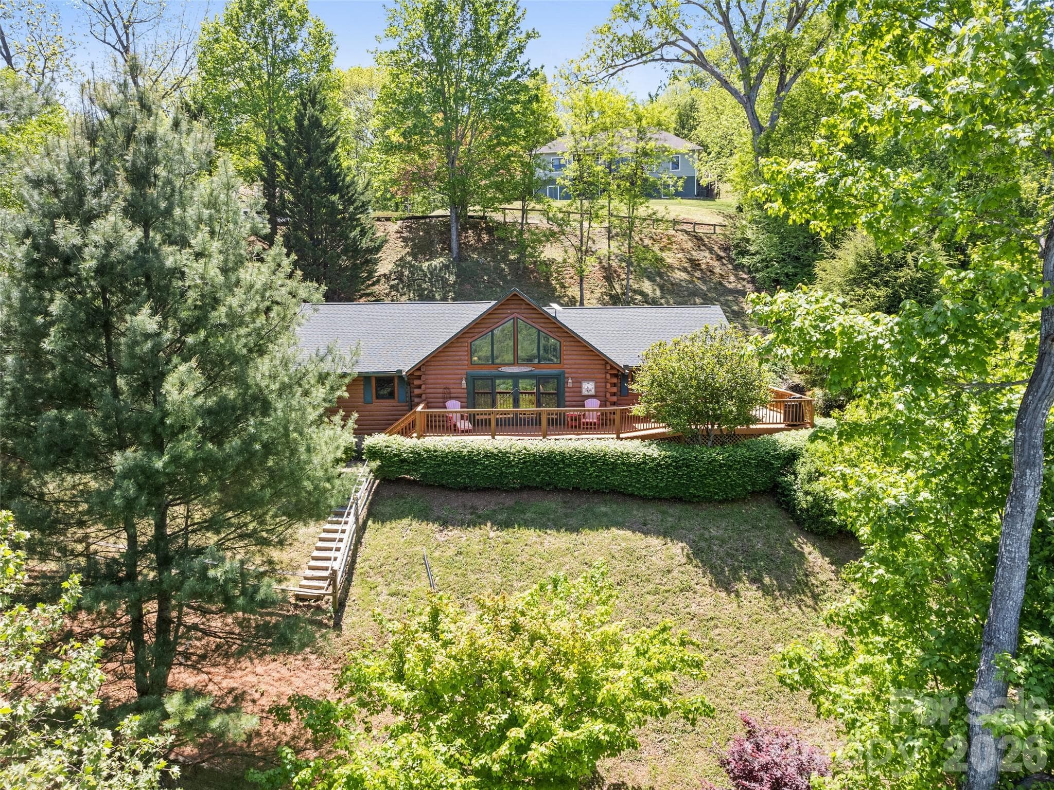 Single Family Residence at 970 Campbell Mountain Drive, Waynesville, photo 6 of 35