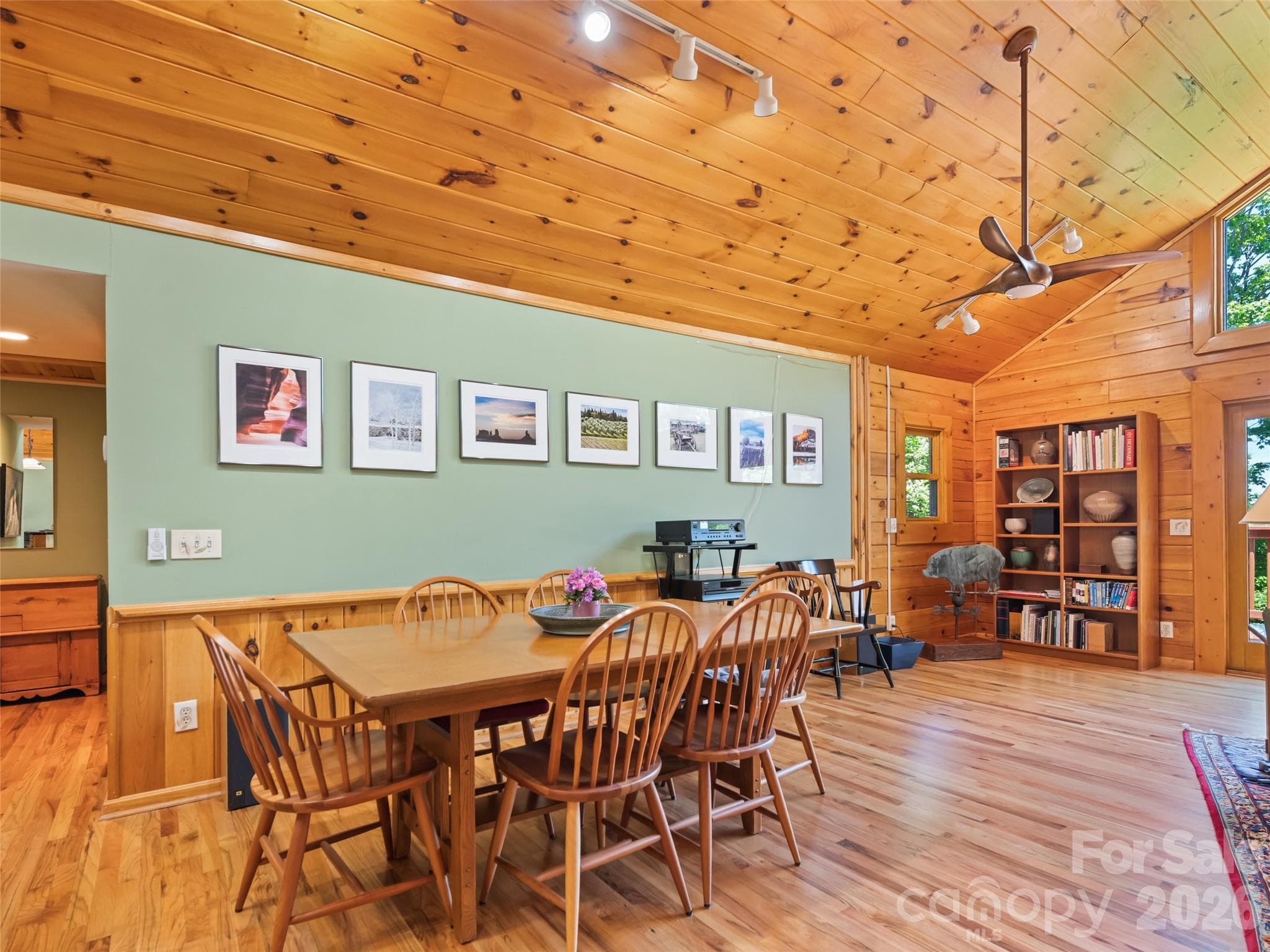 Single Family Residence at 970 Campbell Mountain Drive, Waynesville, photo 13 of 35