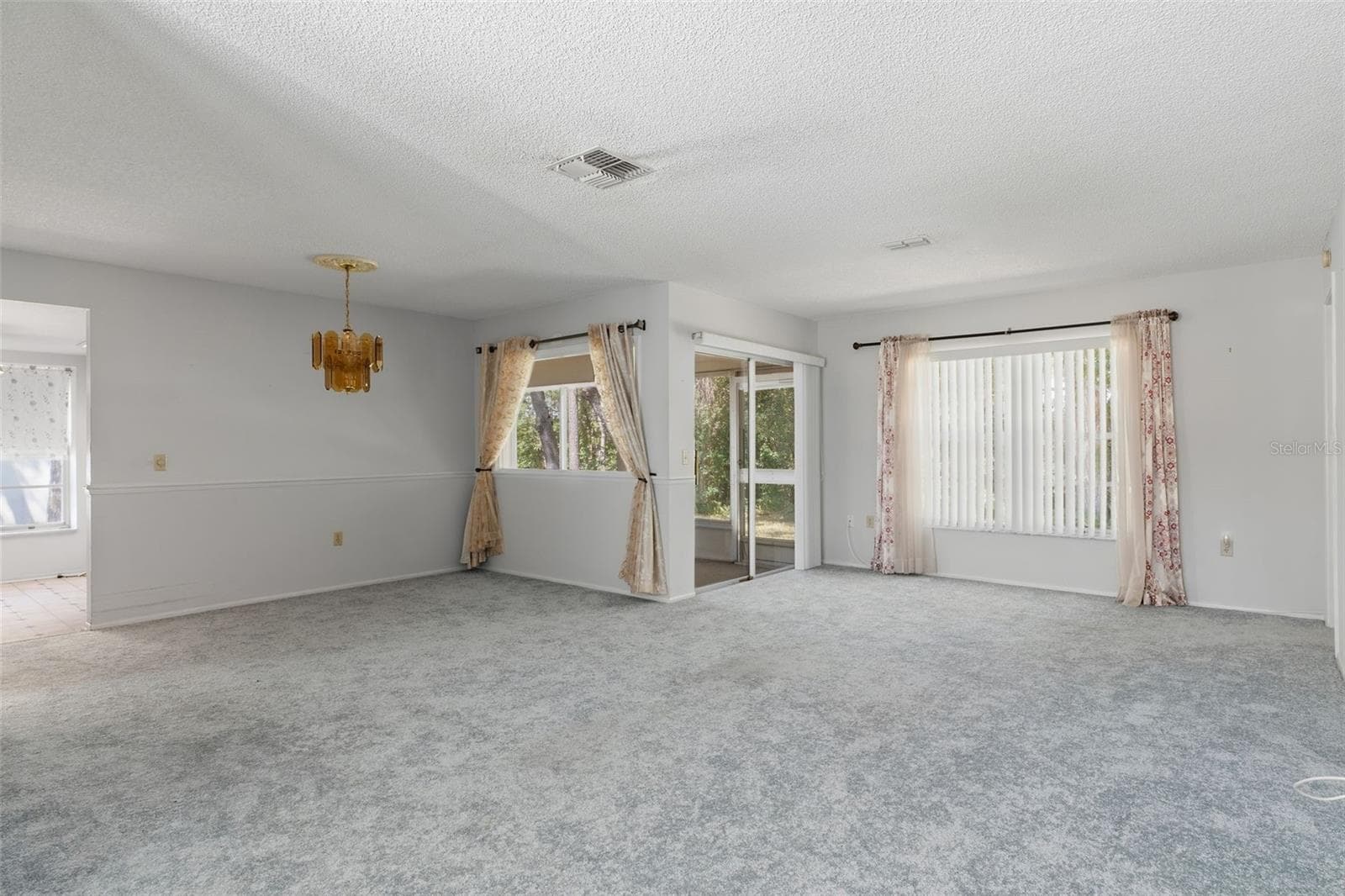 Single Family Residence at 6402 OCEAN PINES LN, SPRING HILL, photo 11 of 88