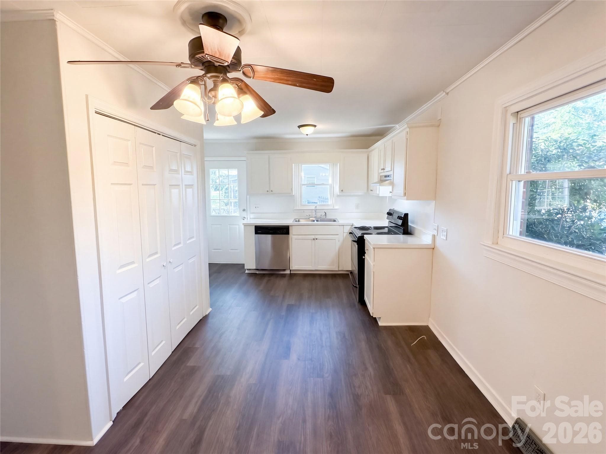 Single Family Residence at 5525 Bertie Avenue, Salisbury, photo 5 of 22