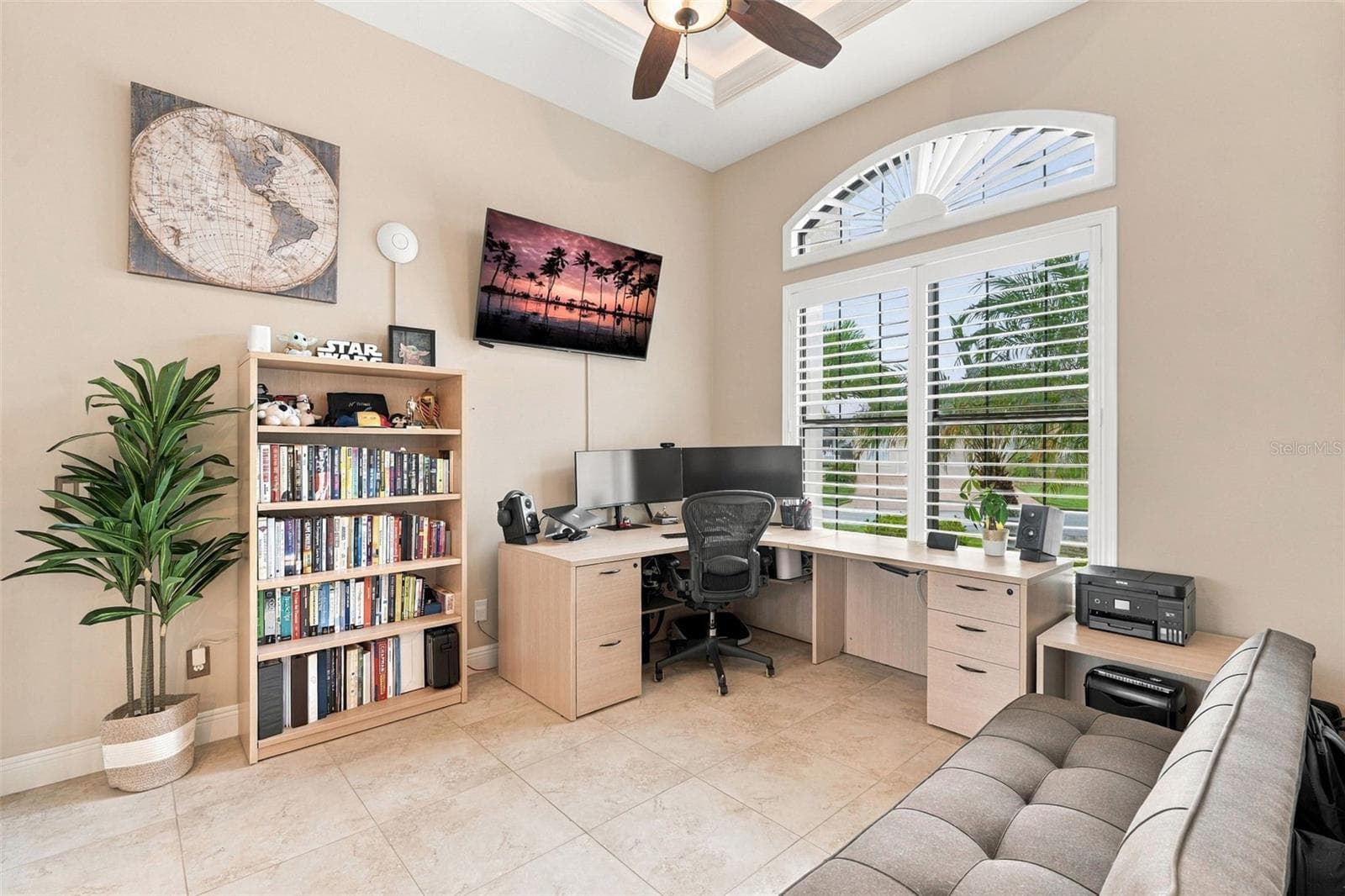 Single Family Residence at 325 SEGOVIA DR, PUNTA GORDA, photo 47 of 109