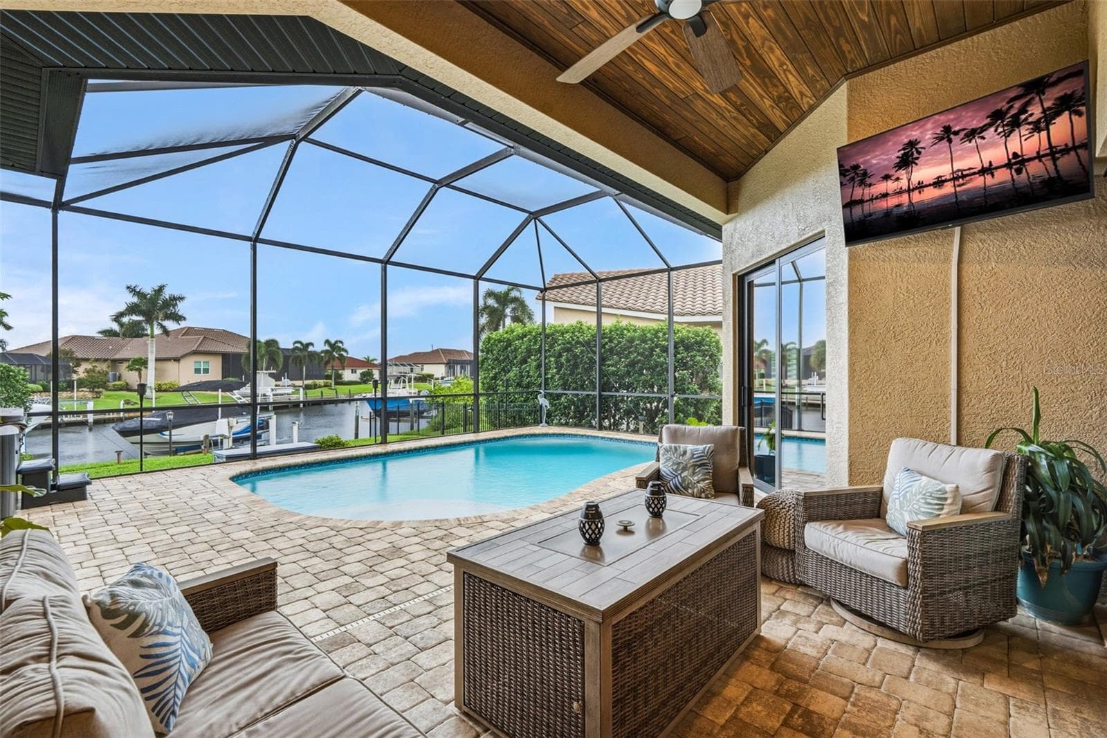 Single Family Residence at 325 SEGOVIA DR, PUNTA GORDA, photo 79 of 109