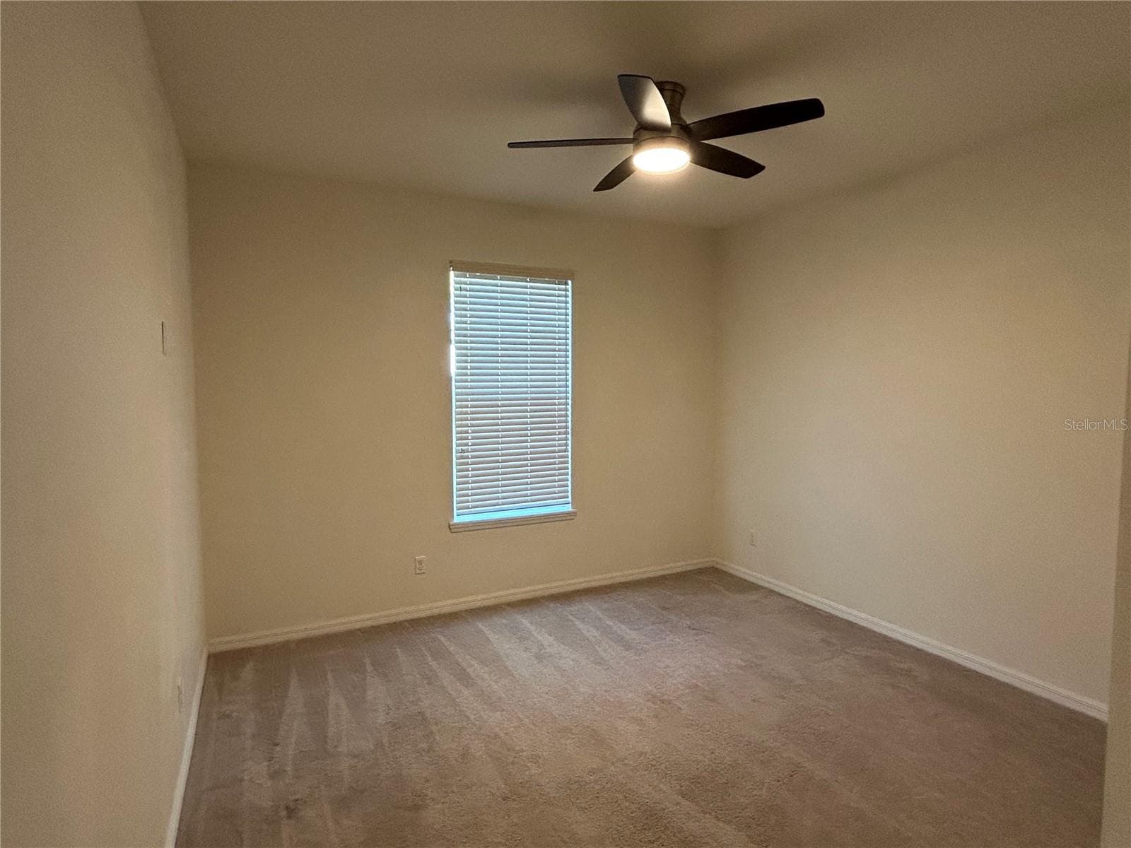 Front Bedroom - 3942 GREEN SABAL DR, ORLANDO