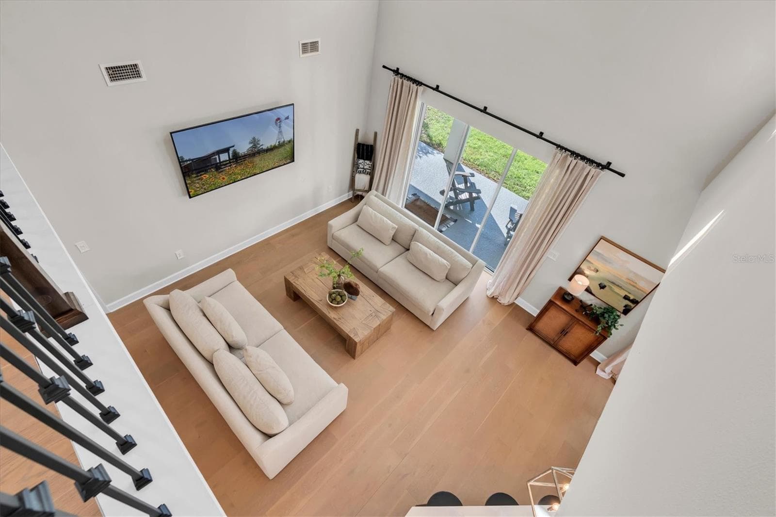 Bright Family Room - 13627 STANSIL AVE, ODESSA