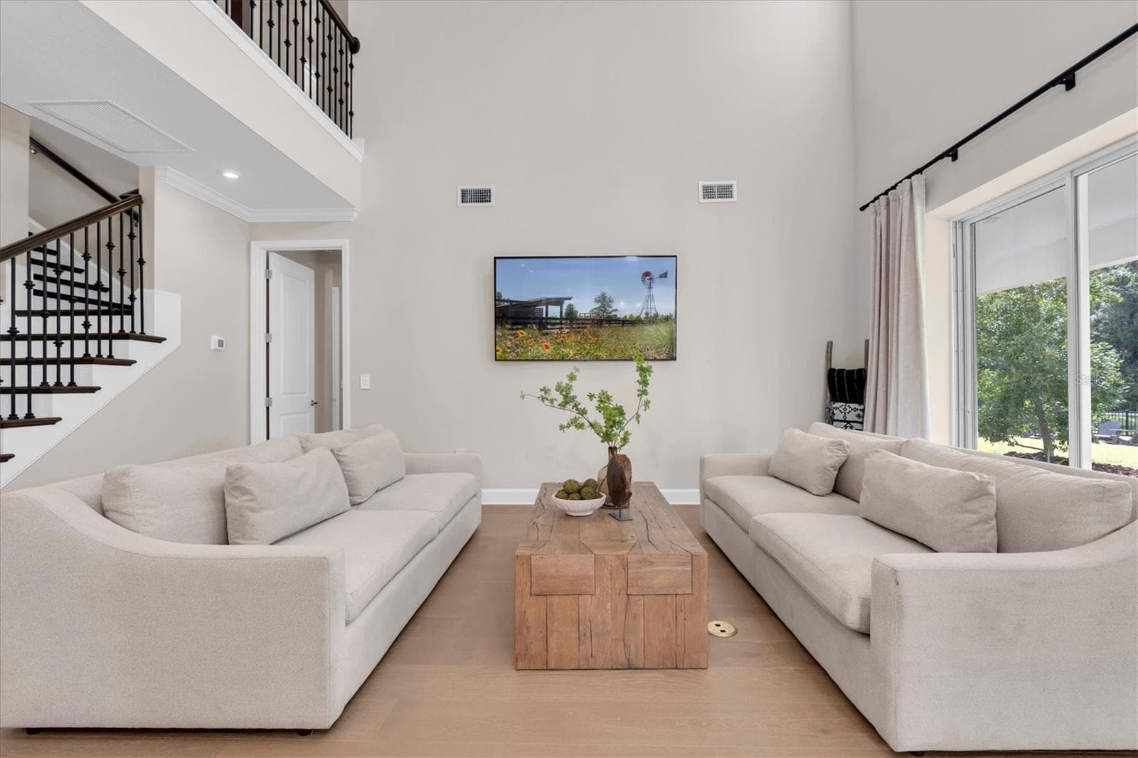 Expansive Open Great Room - 13627 STANSIL AVE, ODESSA