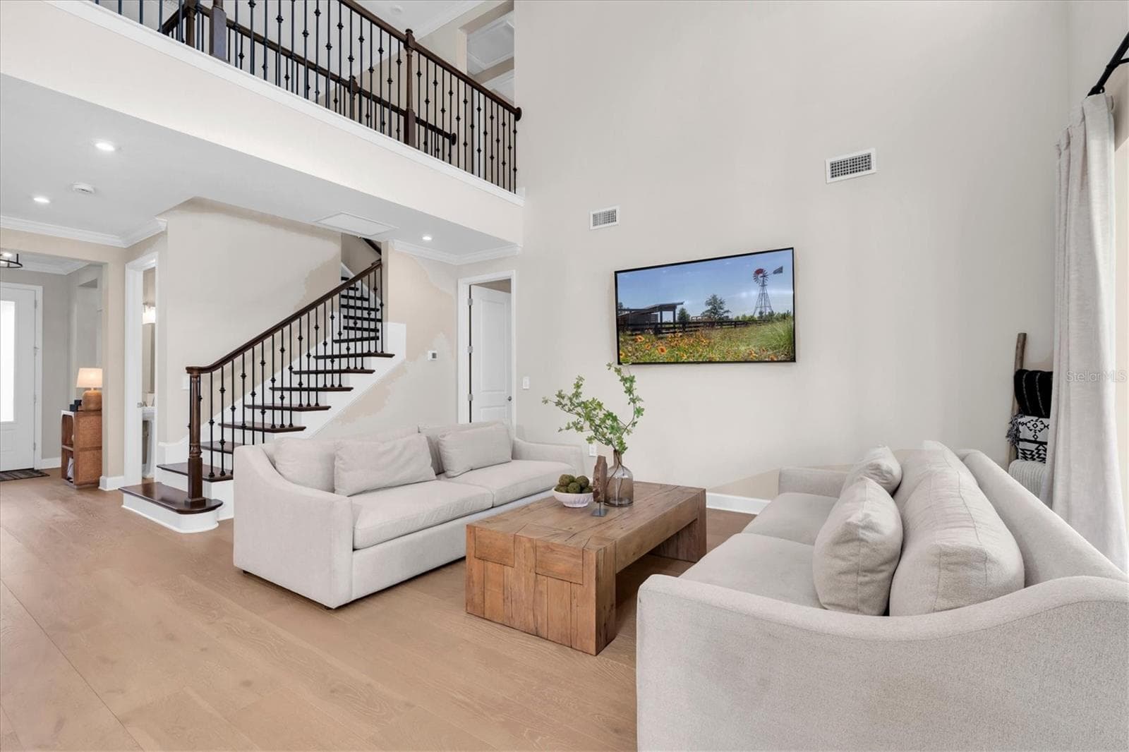 Spacious Great Room View - 13627 STANSIL AVE, ODESSA