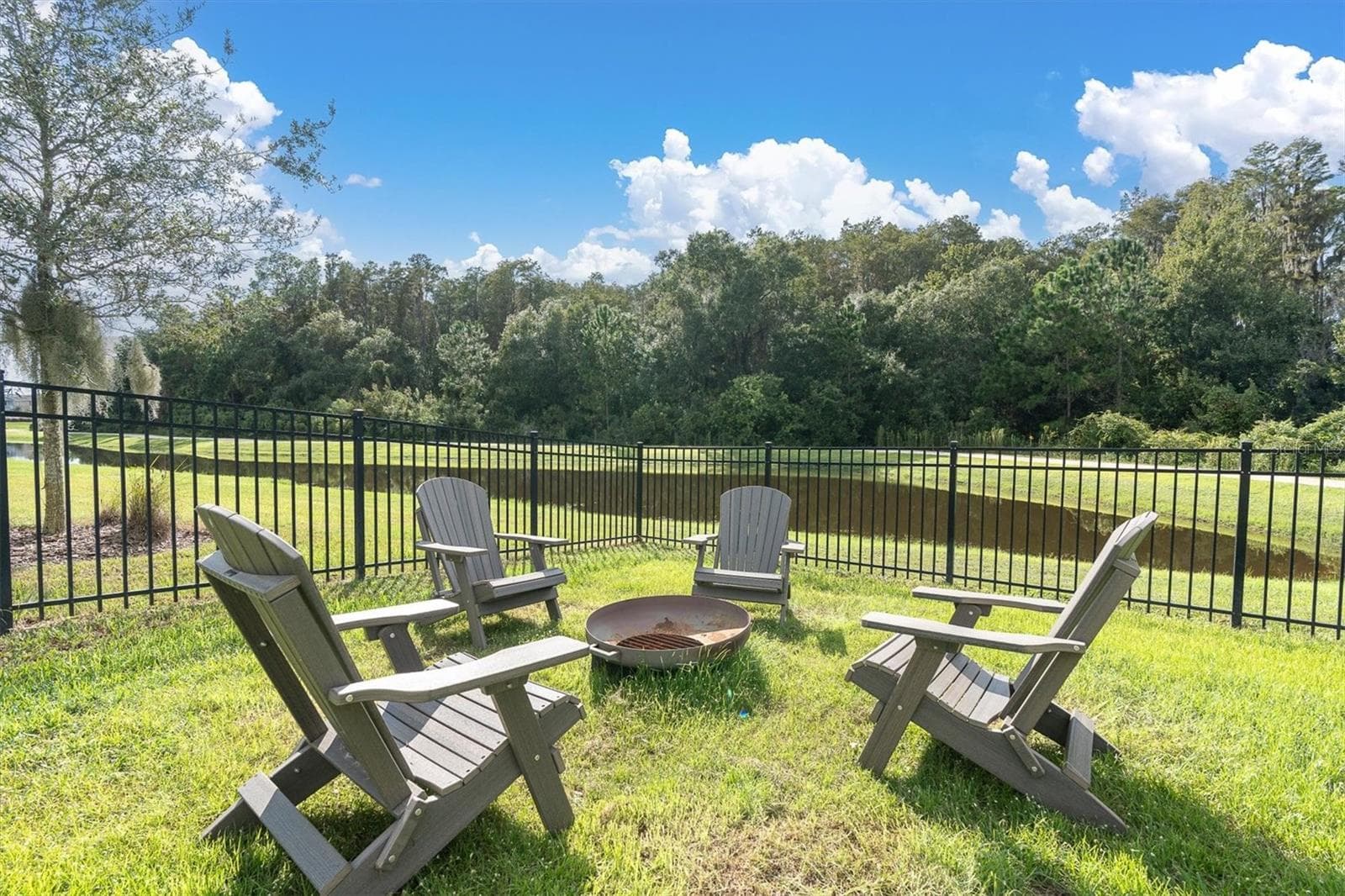 Outdoor Backyard Seating Area - 13627 STANSIL AVE, ODESSA