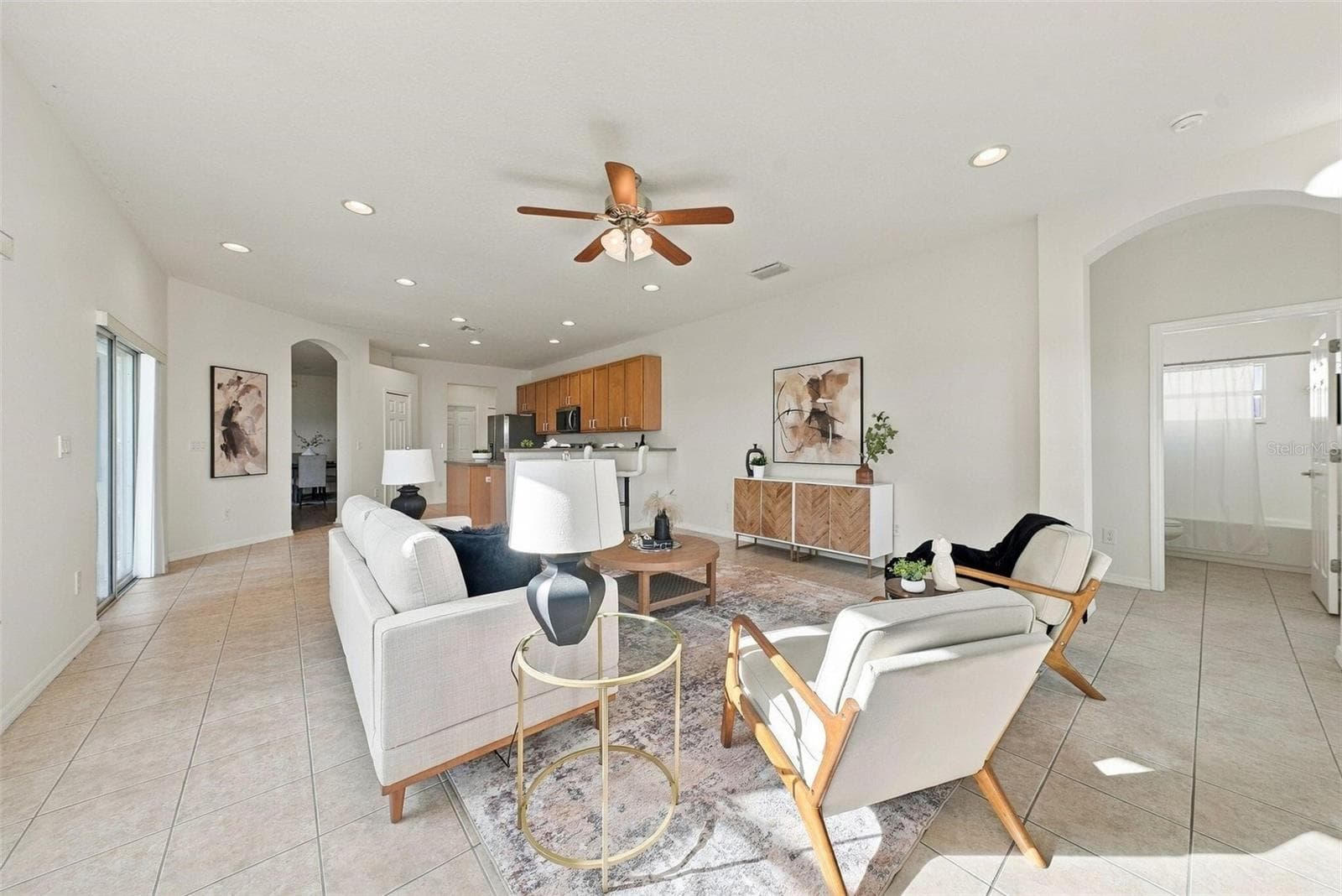 Single Family Residence at 1822 MIRA LAGO CIR, RUSKIN, photo 13 of 65