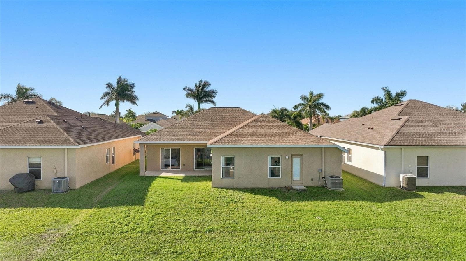 Single Family Residence at 1822 MIRA LAGO CIR, RUSKIN, photo 48 of 65