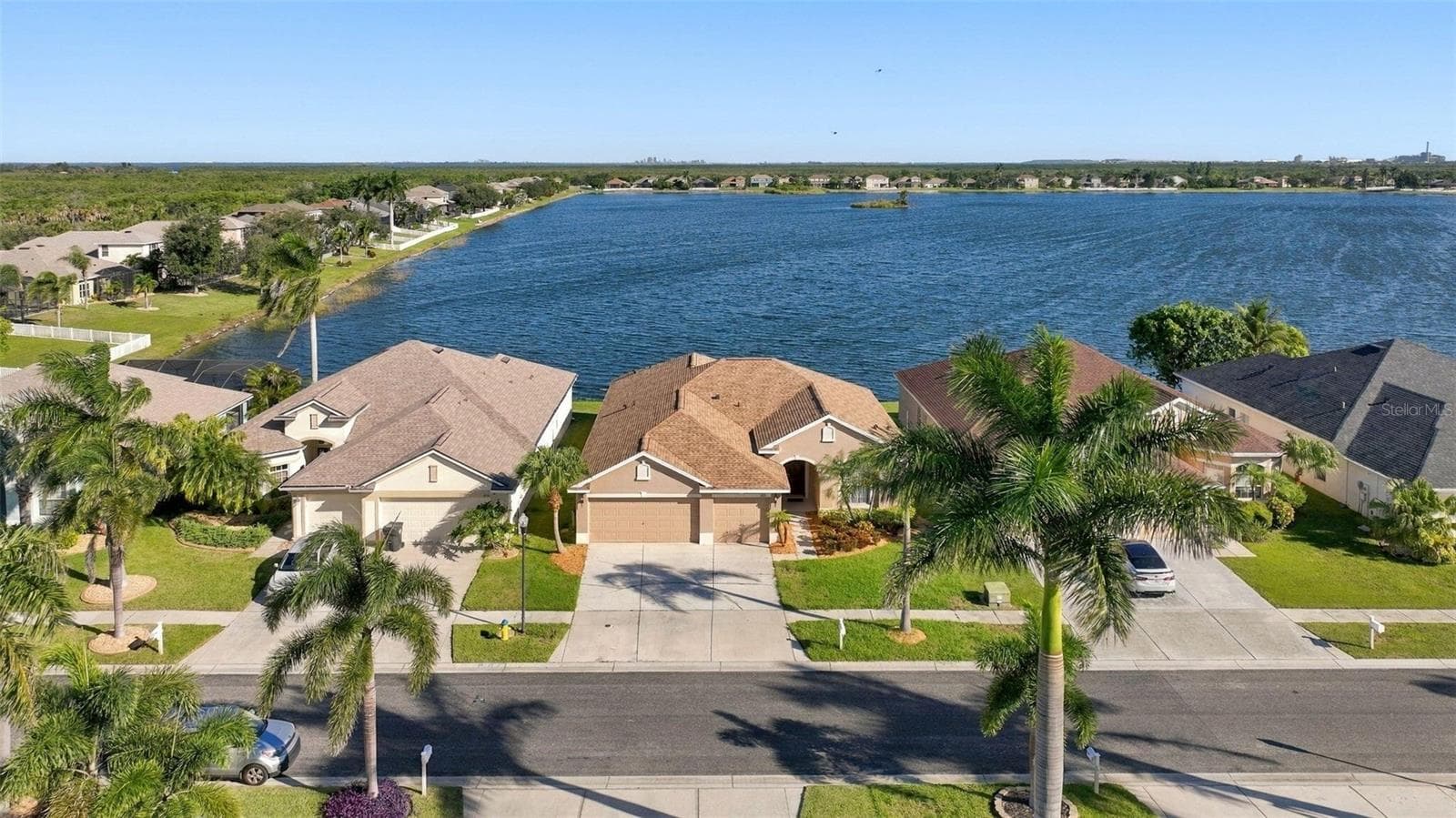 Single Family Residence at 1822 MIRA LAGO CIR, RUSKIN, photo 49 of 65