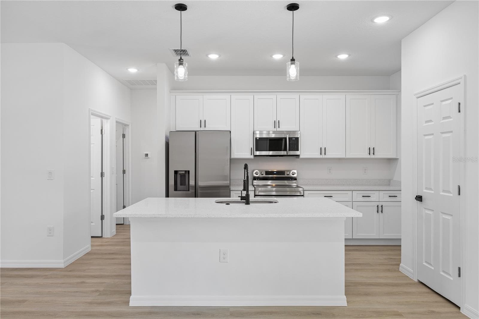 Single Family Residence at 105 INCONNU CT, POINCIANA, photo 9 of 32