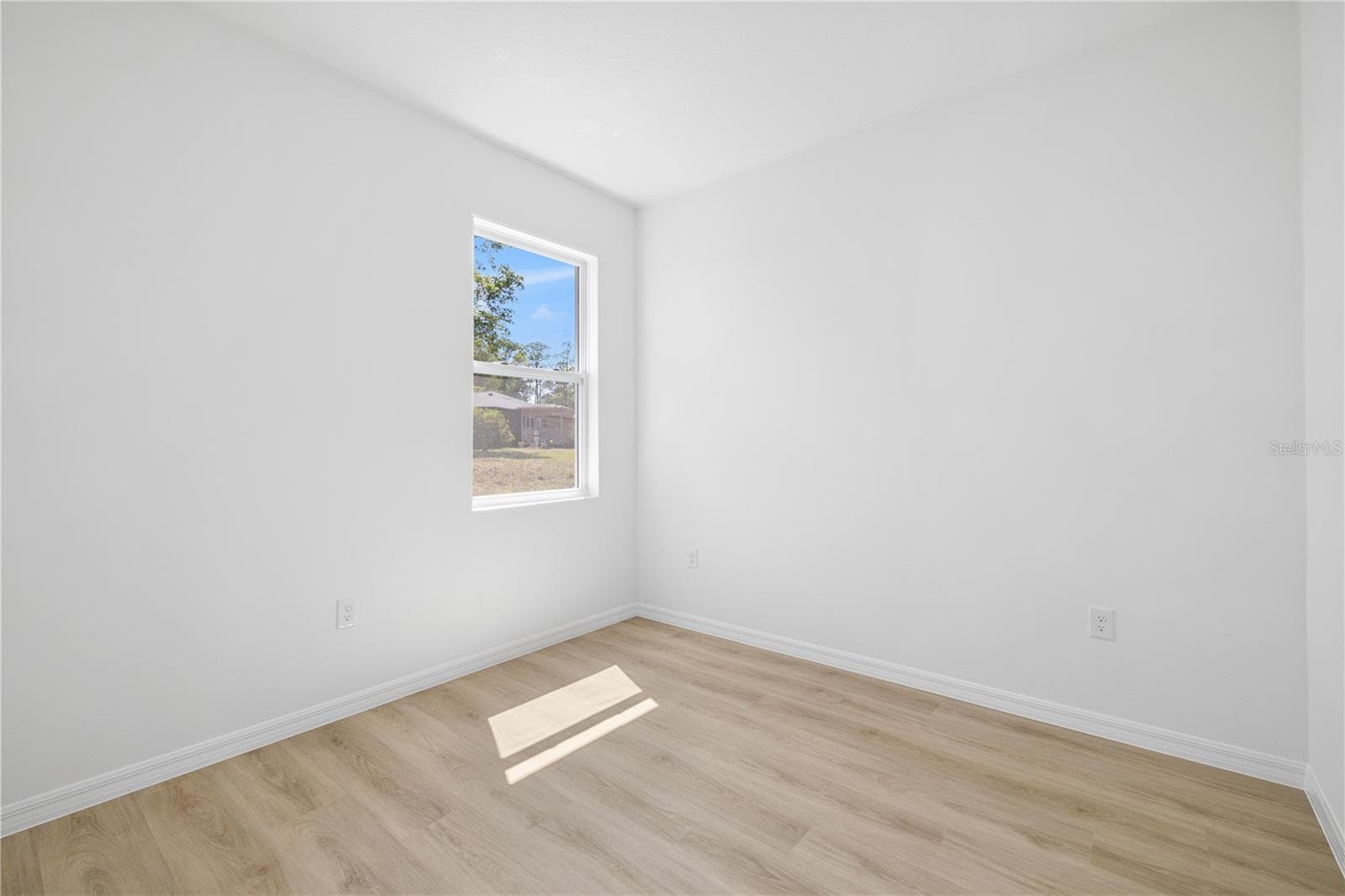 Single Family Residence at 105 INCONNU CT, POINCIANA, photo 32 of 32