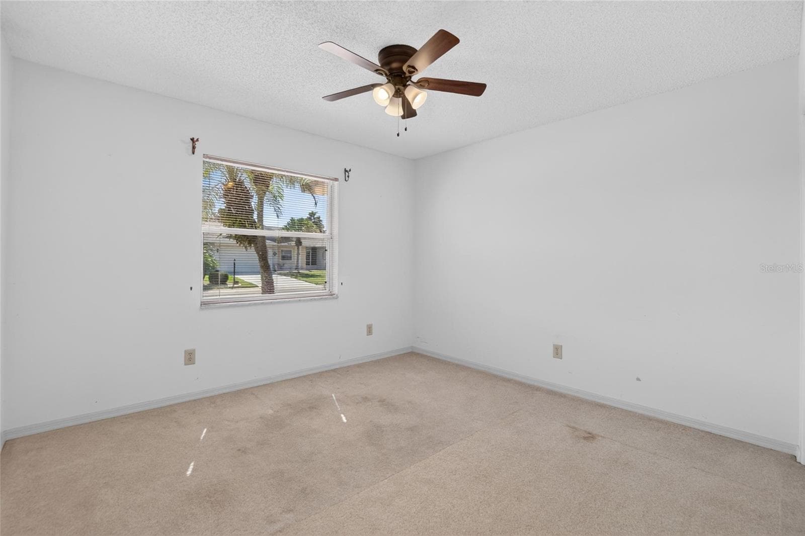 Single Family Residence at 1940 GRAND CYPRESS LN, SUN CITY CENTER, photo 11 of 63