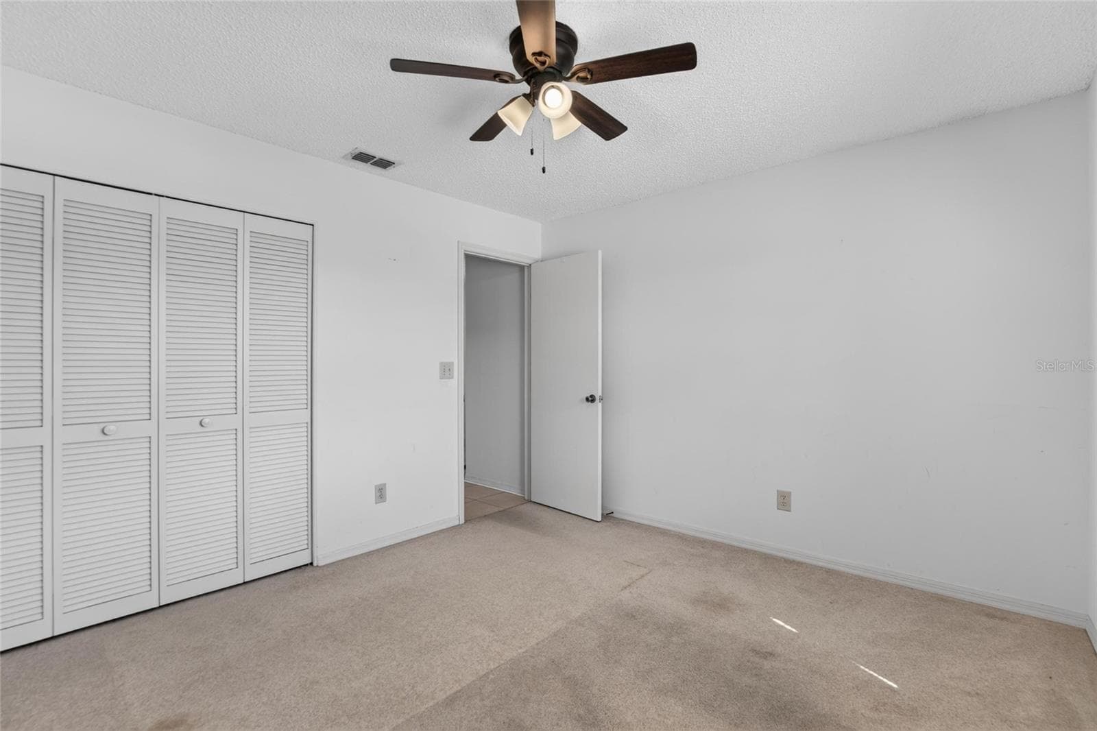 Single Family Residence at 1940 GRAND CYPRESS LN, SUN CITY CENTER, photo 13 of 63