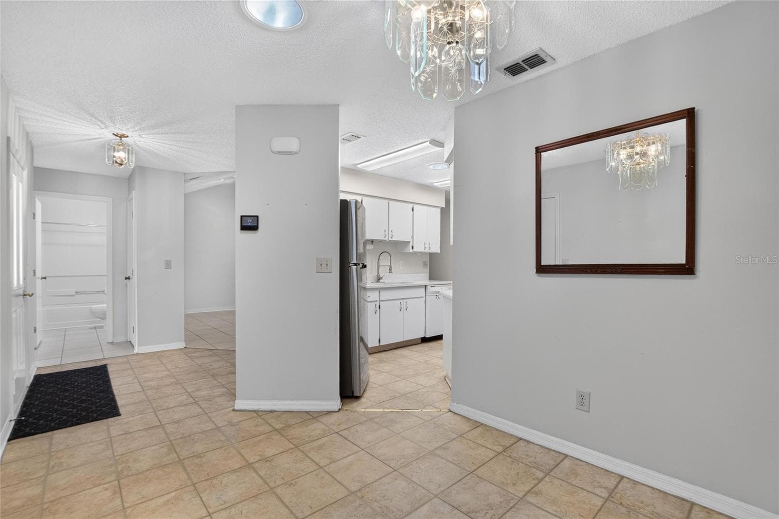 Single Family Residence at 1940 GRAND CYPRESS LN, SUN CITY CENTER, photo 16 of 63