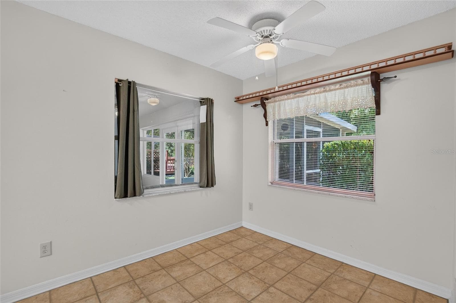 Single Family Residence at 1940 GRAND CYPRESS LN, SUN CITY CENTER, photo 22 of 63