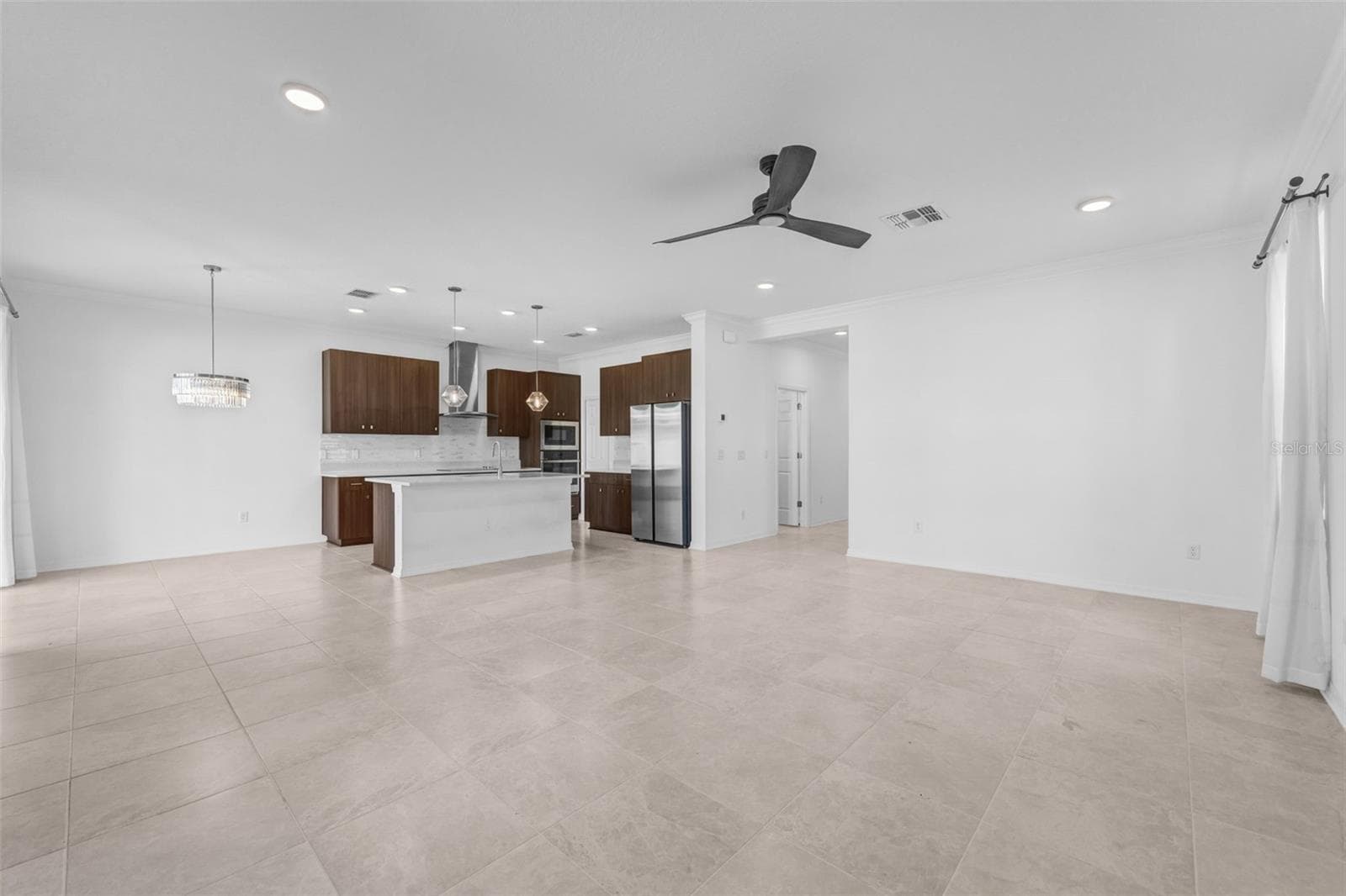 Single Family Residence at 7491 NOTCHED PINE BND, WESLEY CHAPEL, photo 38 of 99
