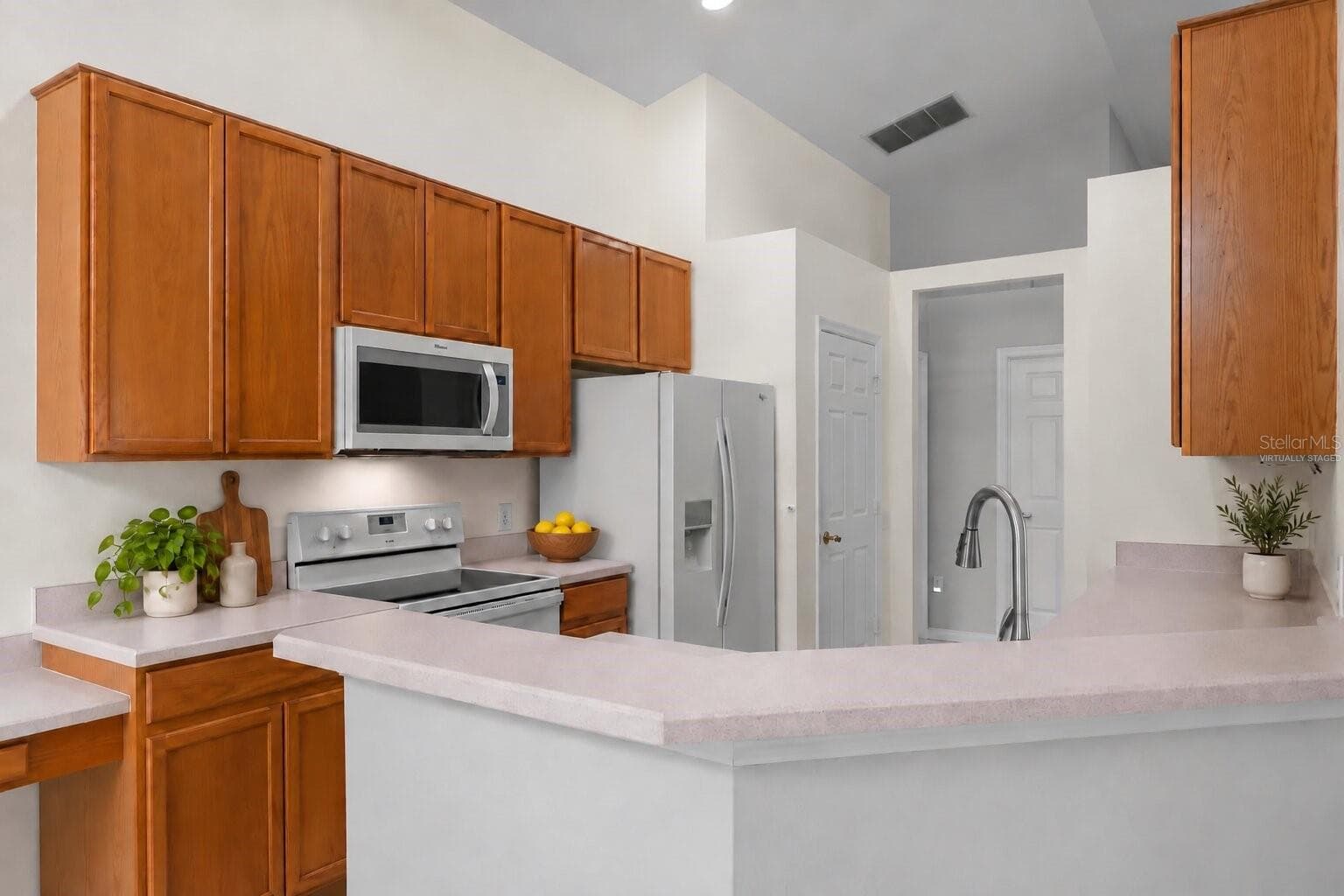 virtually staged - 3179 STONEHURST CIR, KISSIMMEE