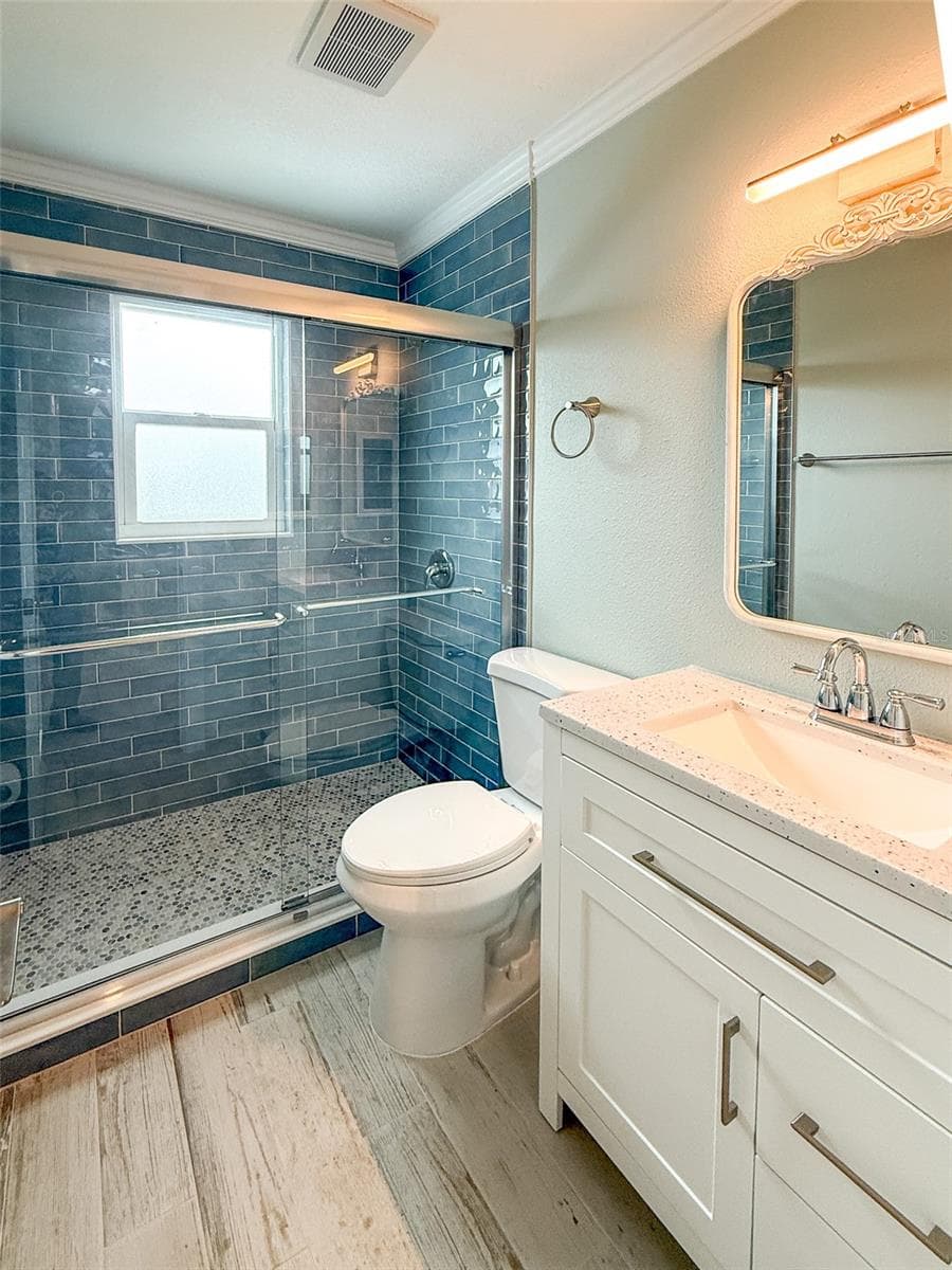 Single Family Residence at 13730 JUDY AVE, HUDSON, photo 15 of 30