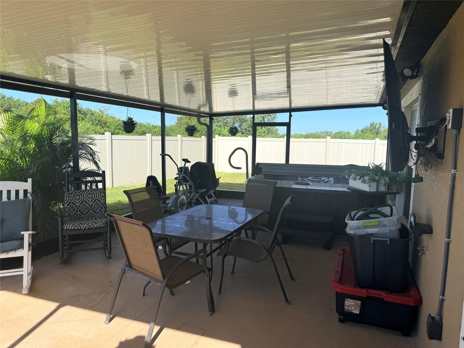 Single Family Residence at 5457 LESLIE CANYON DR, WIMAUMA, photo 16 of 20